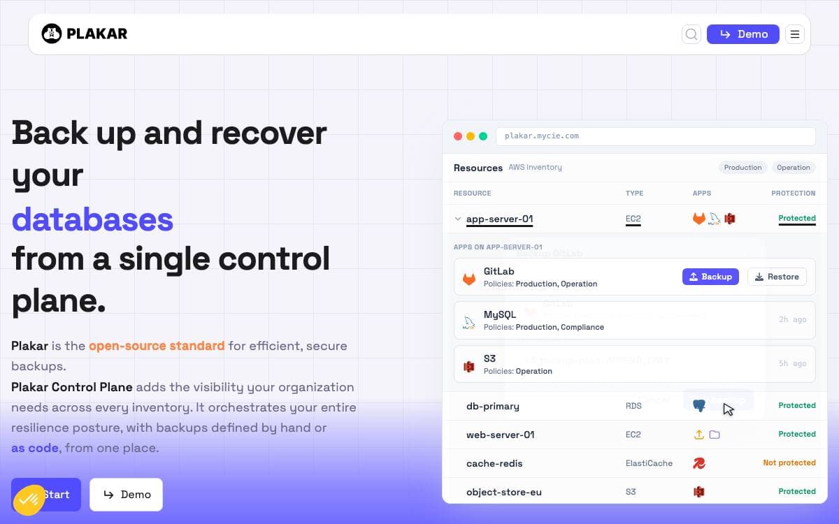 Screenshot of Plakar website